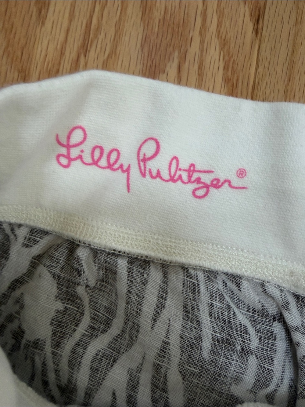 Lilly Pulitzer XS the linen beach wide leg  pants in zebra print . - Picture 3 of 10